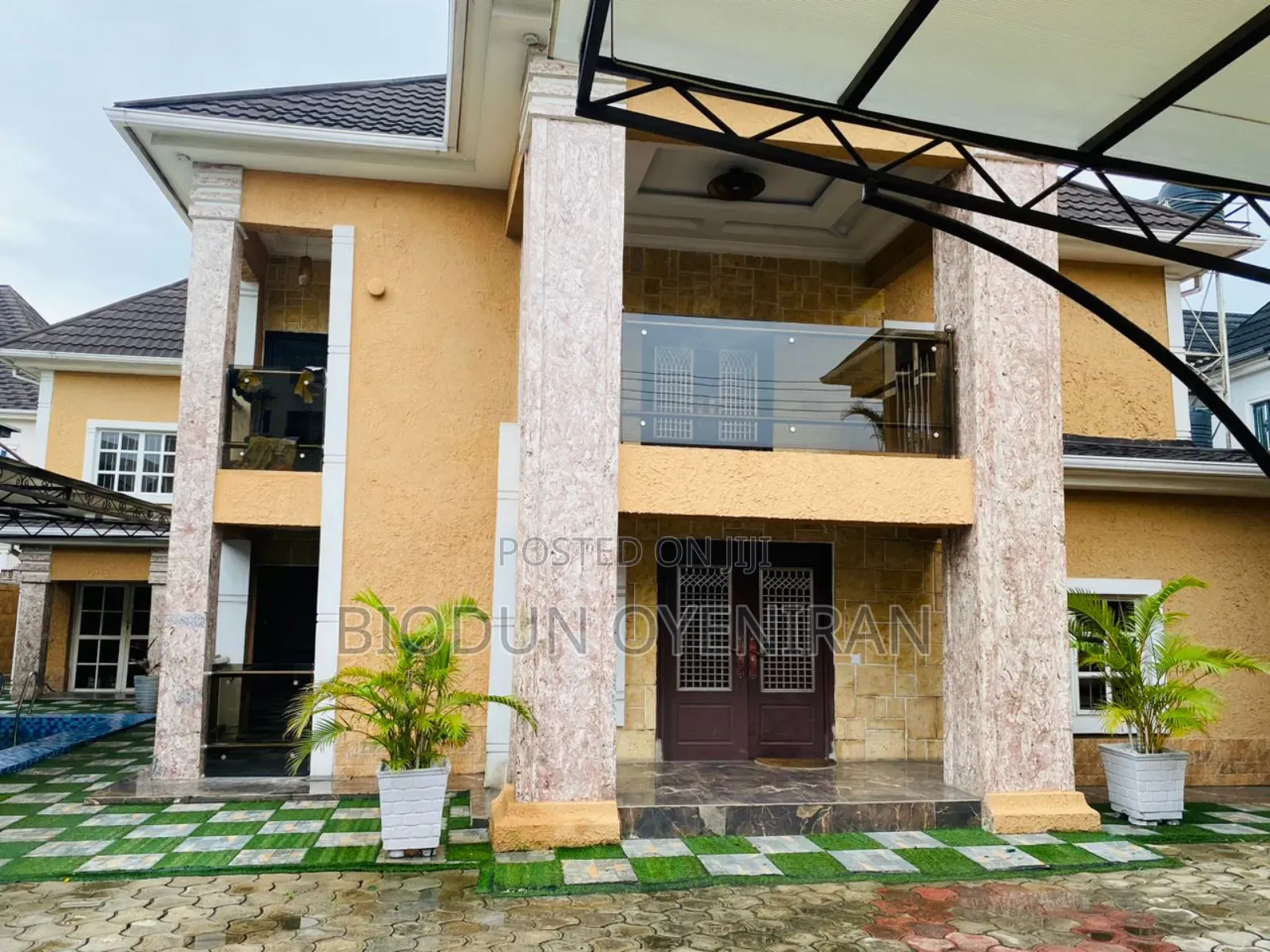 Furnished 6bdrm Duplex in Apple Junction for sale