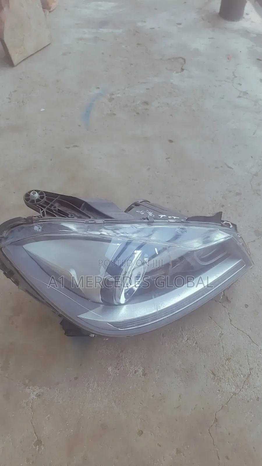 Mercedes-benz C300 W204 Headlight 2013