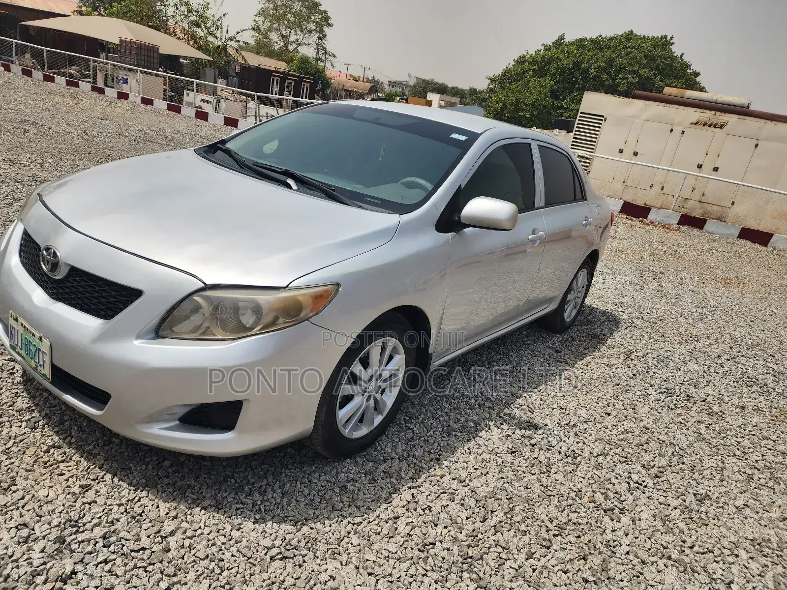 Toyota Corolla 2010 Silver