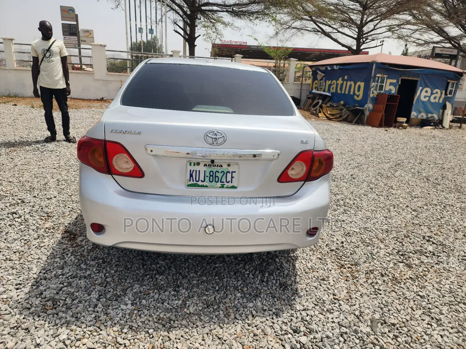 Toyota Corolla 2010 Silver