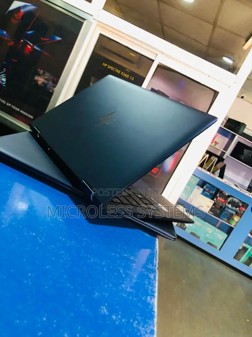 Laptop HP Dragonfly Folio 8GB Intel Core I5 SSD 256GB