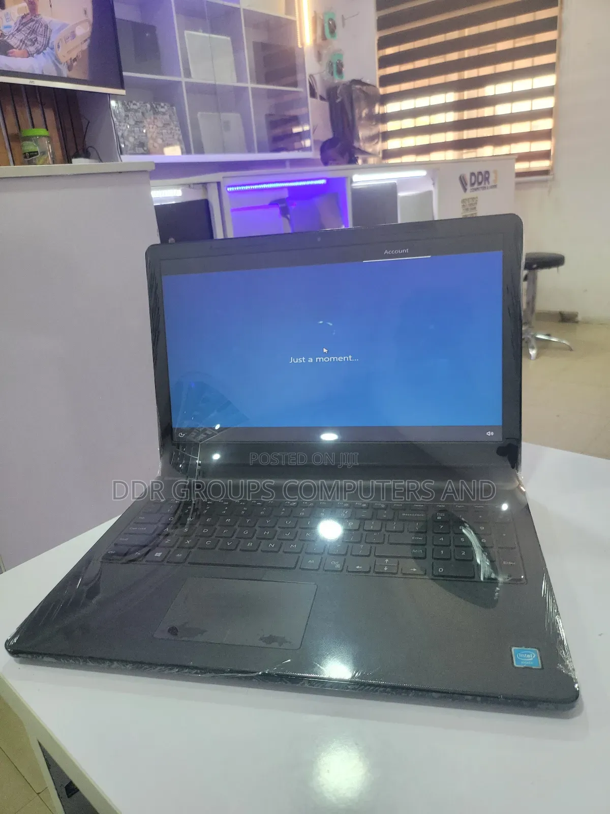 Laptop Dell Inspiron 15 4GB Intel Pentium HDD 500GB