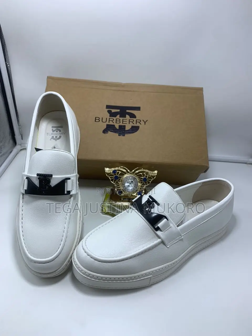 Burberry Men's White and Black Loafers