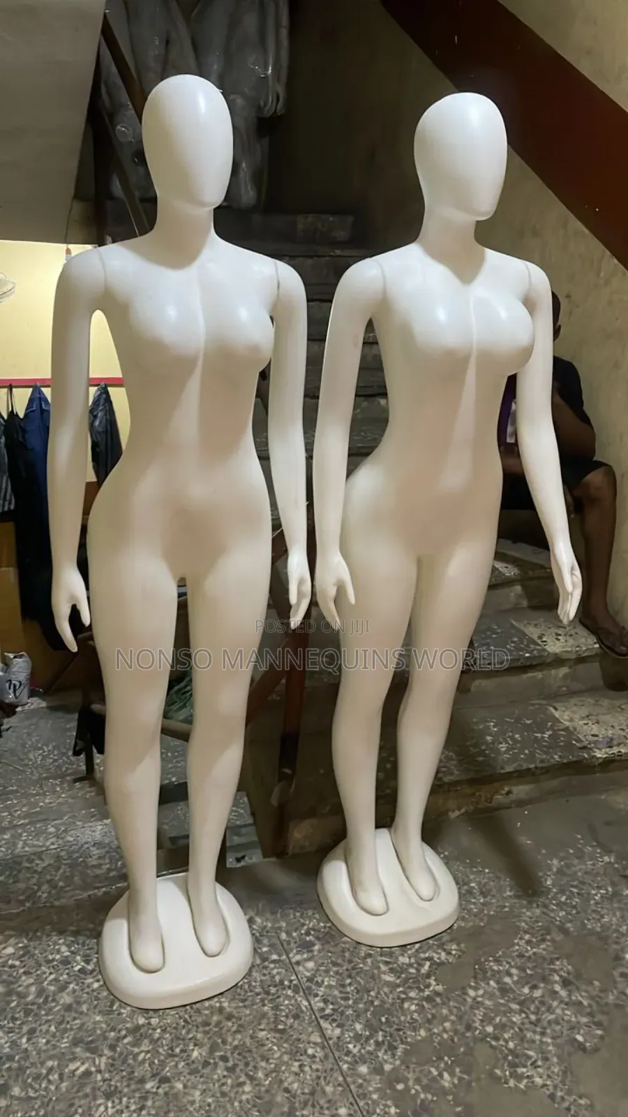 Faceless Size 10 Plastic Female Dummy