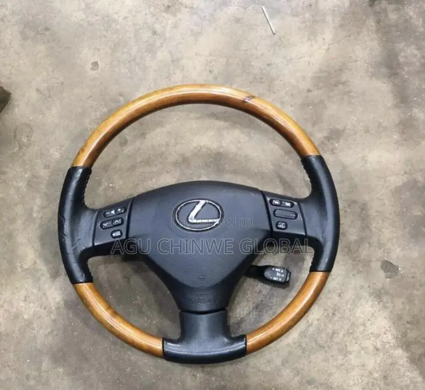 Lexus RX 330 Steering Airbag and Wheel.