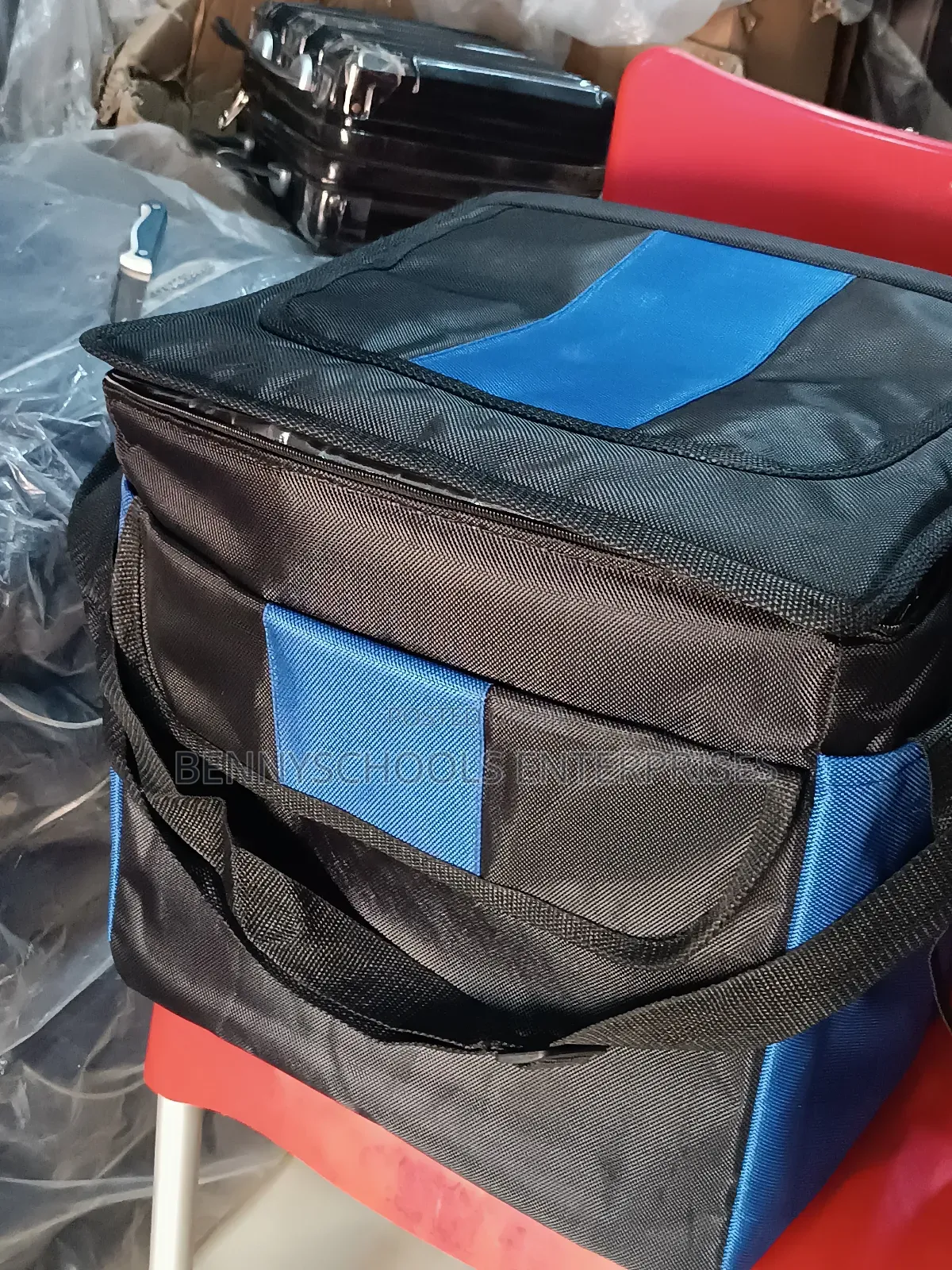 Biggest Extra Large Black Bue Warmer and Cooler Lunch Bag