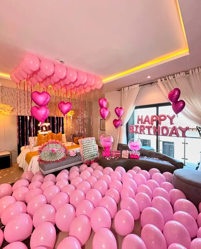 Indoor And Outdoor Balloon Decorations
