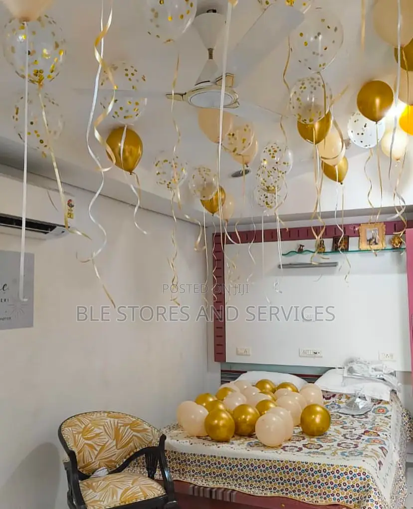 Indoor And Outdoor Balloon Decorations