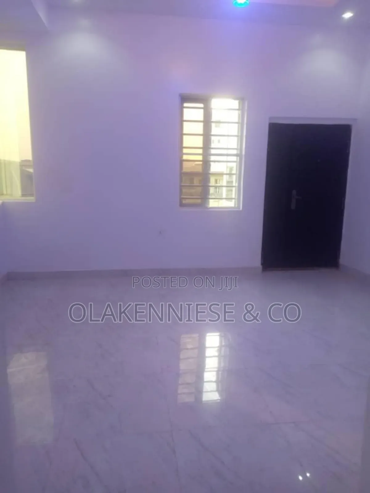 2bdrm Block of Flats in Awolowo for sale