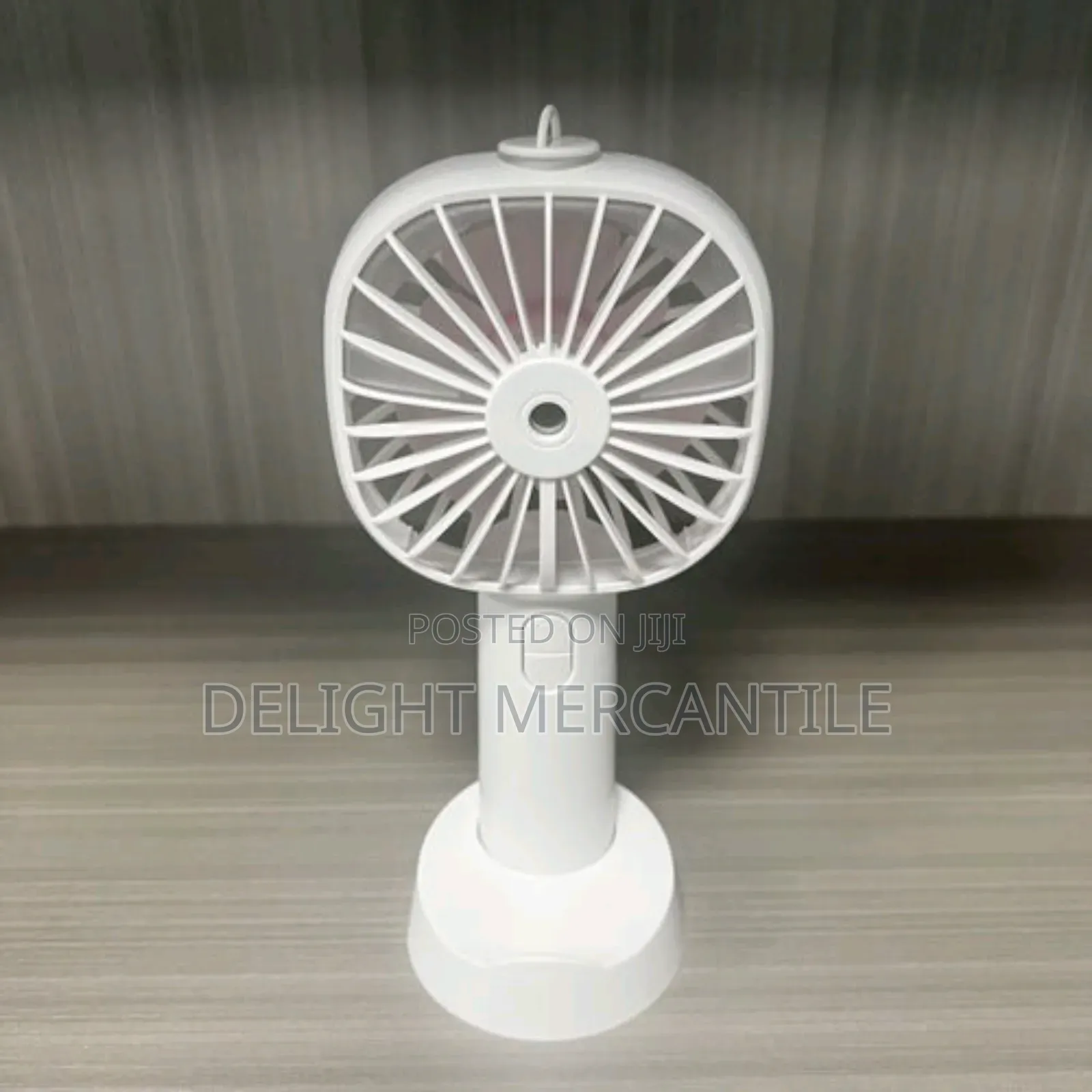 Rechargeable Beauty Fan With Spray Mist