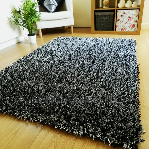 Indian Shaggy Center Rug ( 4 by 6)Black Cream