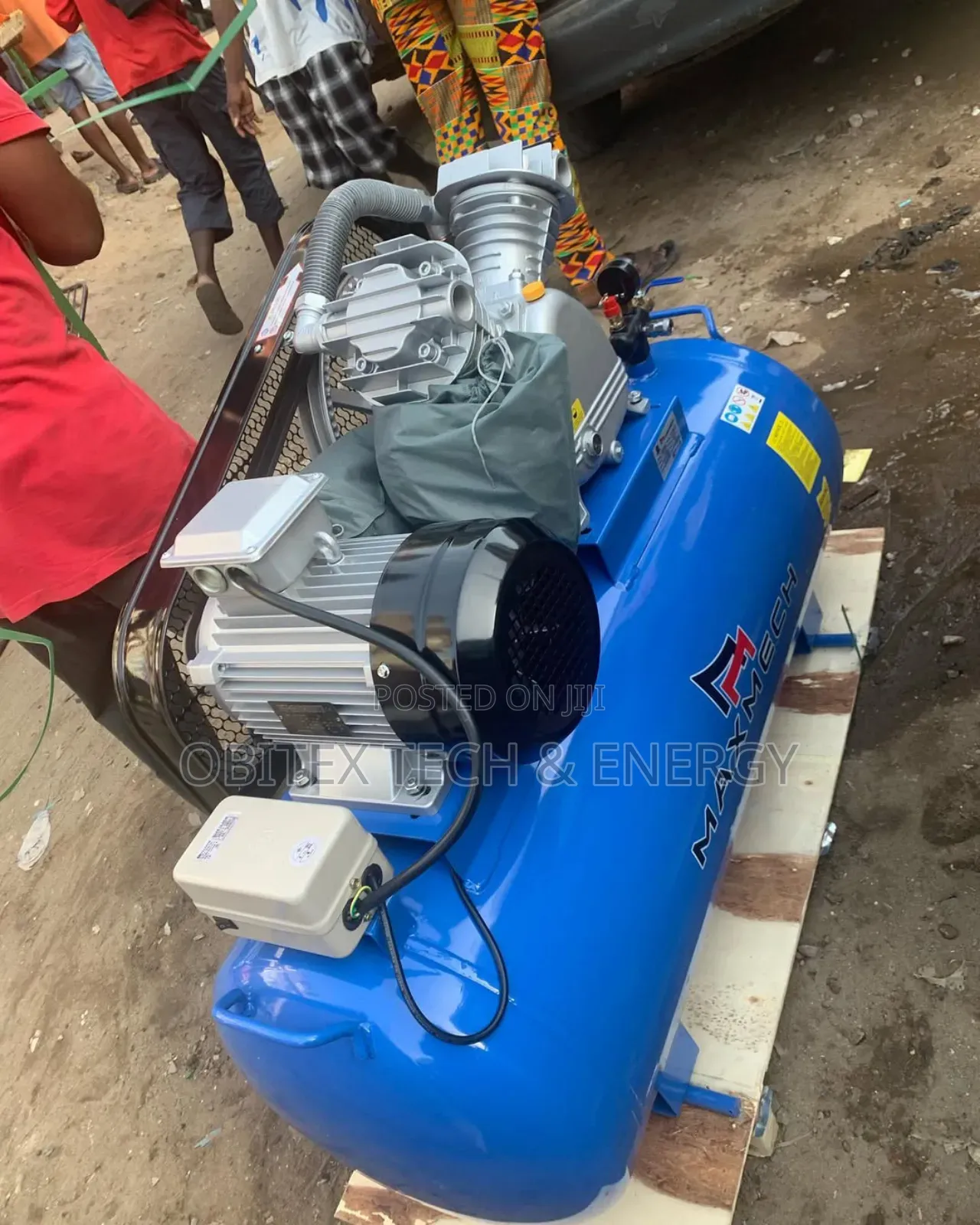 2.2kw 100l Air Compressor – 10bar, 220v/50hz, 3hp.