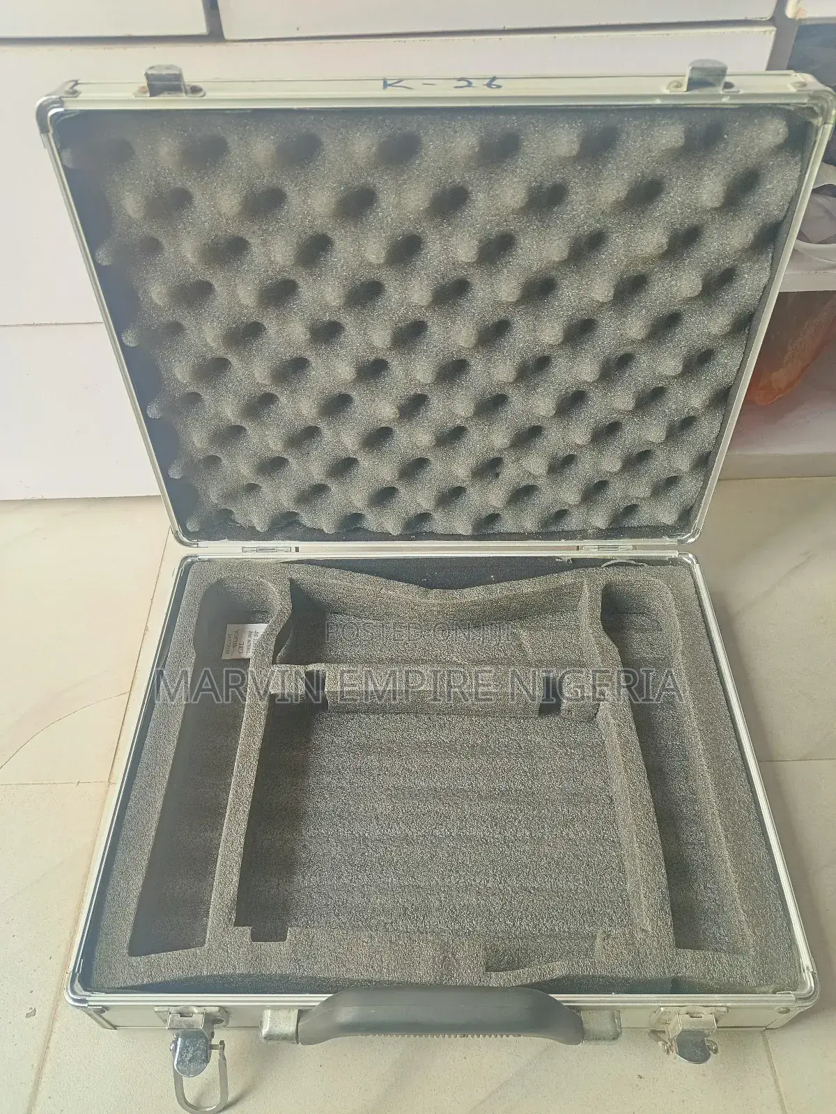 Aluminum Hard Case Heavy Duty Mic Carriage With Foam Insert