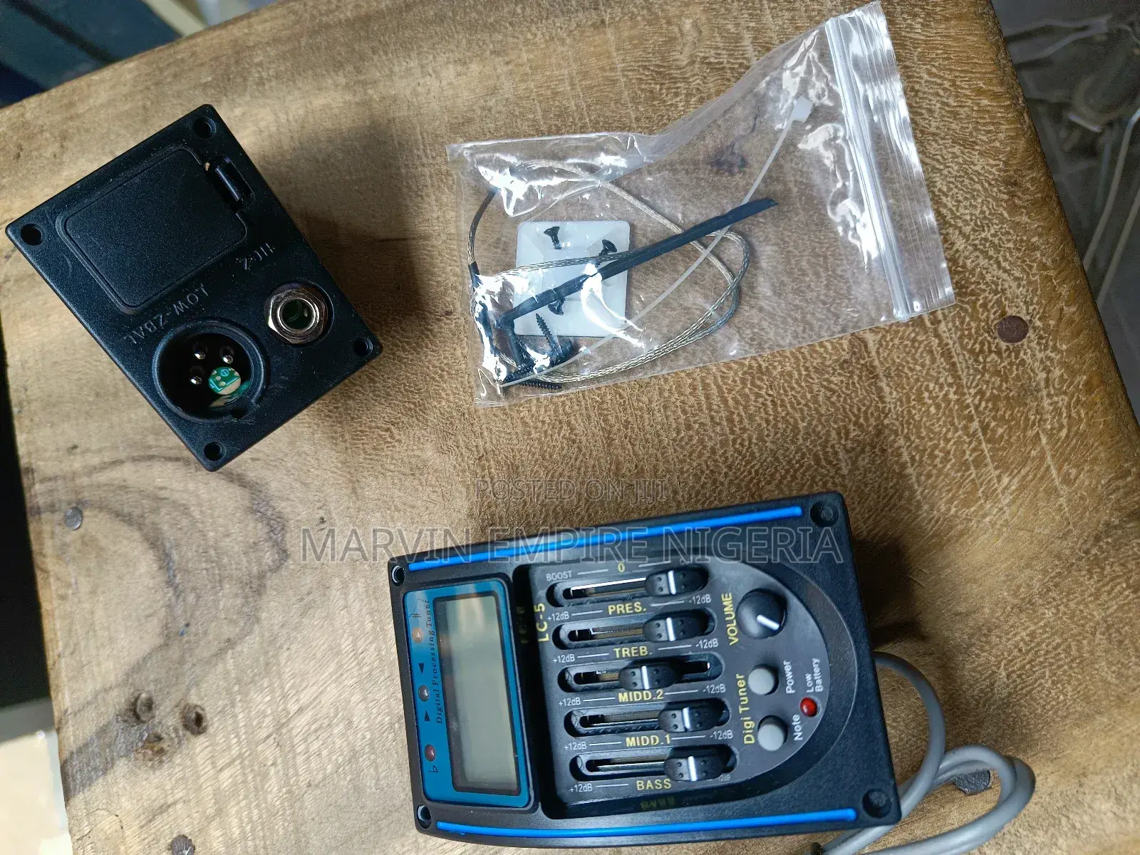 Acoustic Guitar Preamp Pickup Tuner LC 5 Band LCD Display