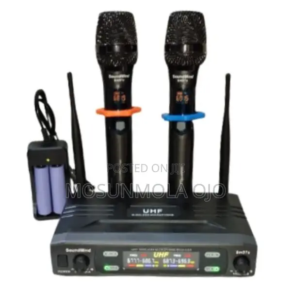 Recnargable Wireless Microphone With Tunable Frequency