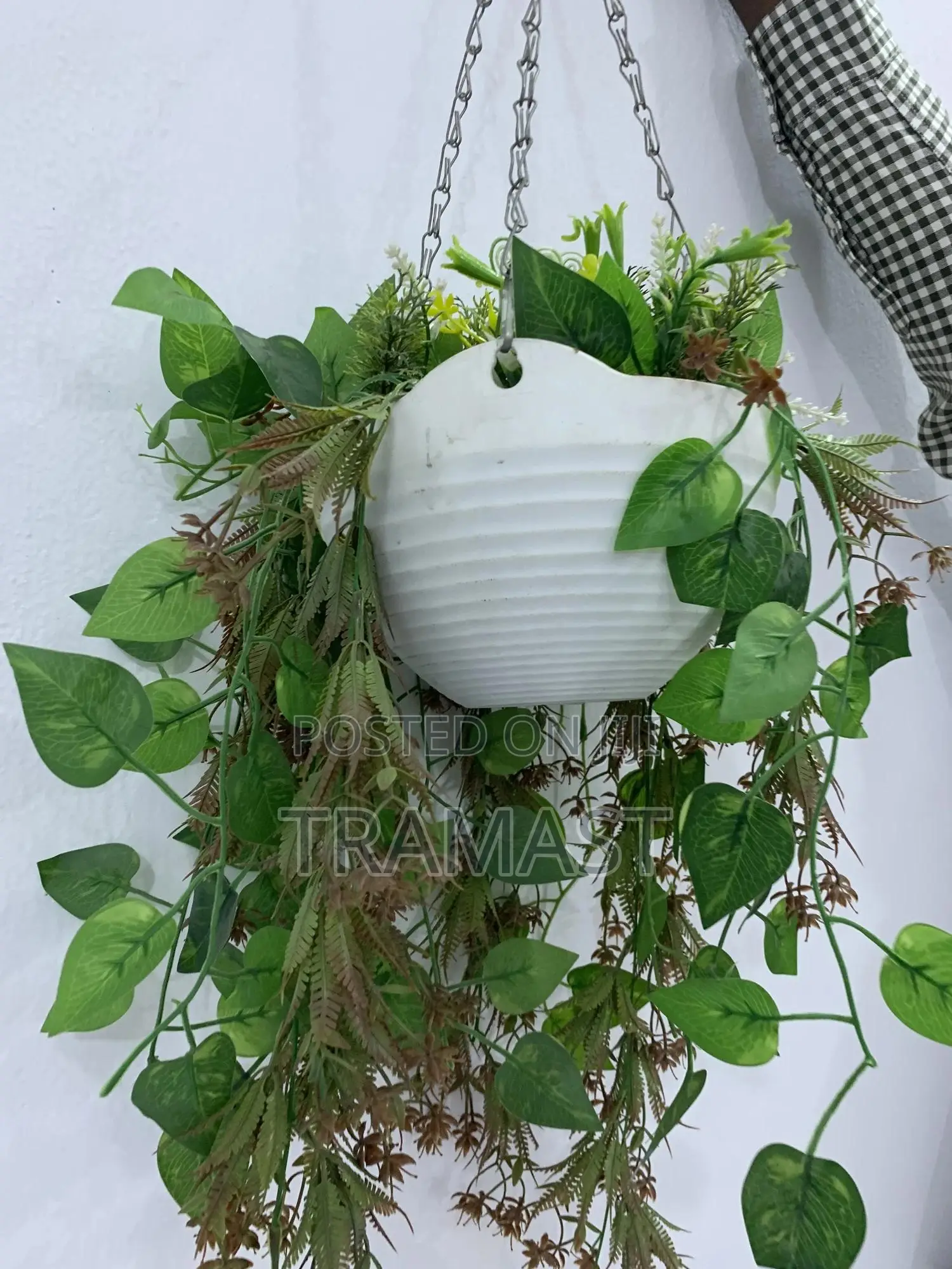 Artificial Hanging Flowers. Available in Bulk