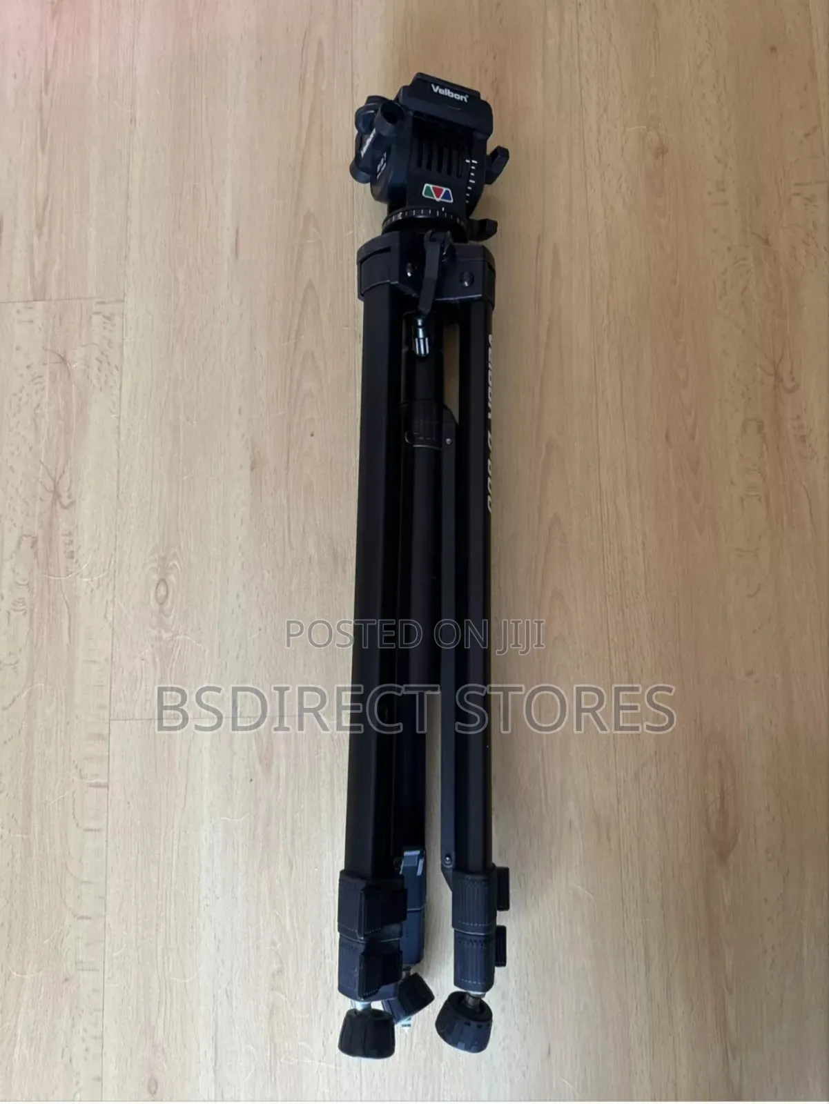 Velbon D-600 Heavy Duty Camera Tripod With Tablet Attachment