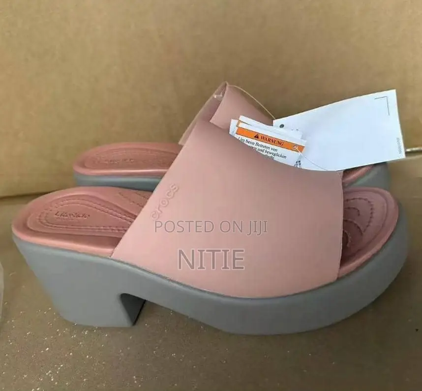 Crocs Brooklyn Heels. White And Black Colors Available.