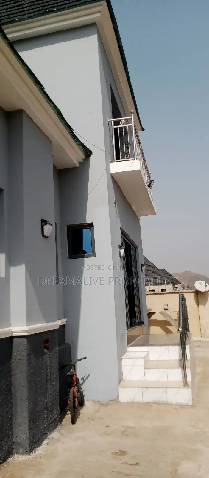 4bdrm Duplex in An Estate, Ushafa for sale