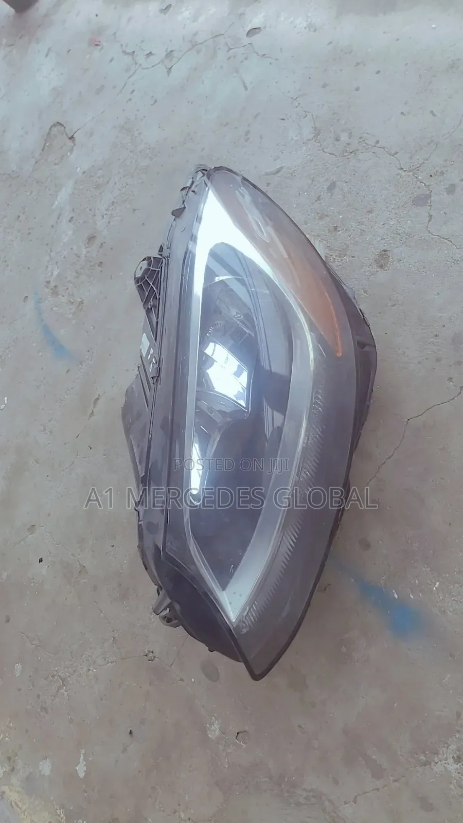 Mercedes-Benz C300 W205 Non Charger Headlight Left