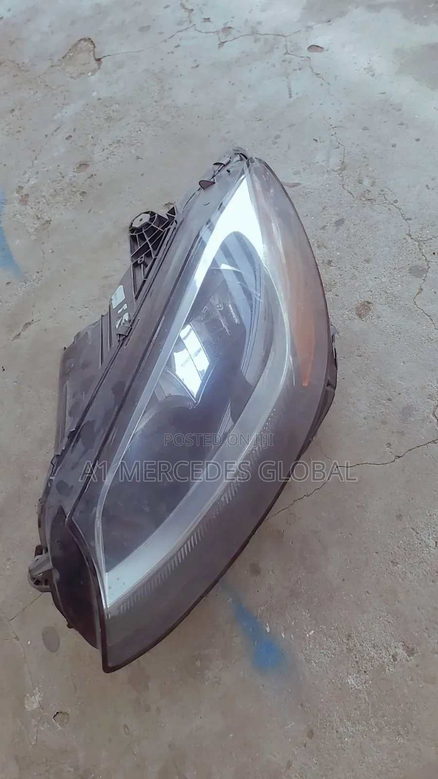 Mercedes-Benz C300 W205 Non Charger Headlight Left