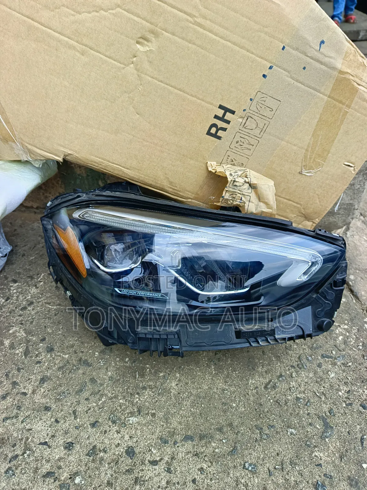 Mercedes Benz C300 W206 Headlights