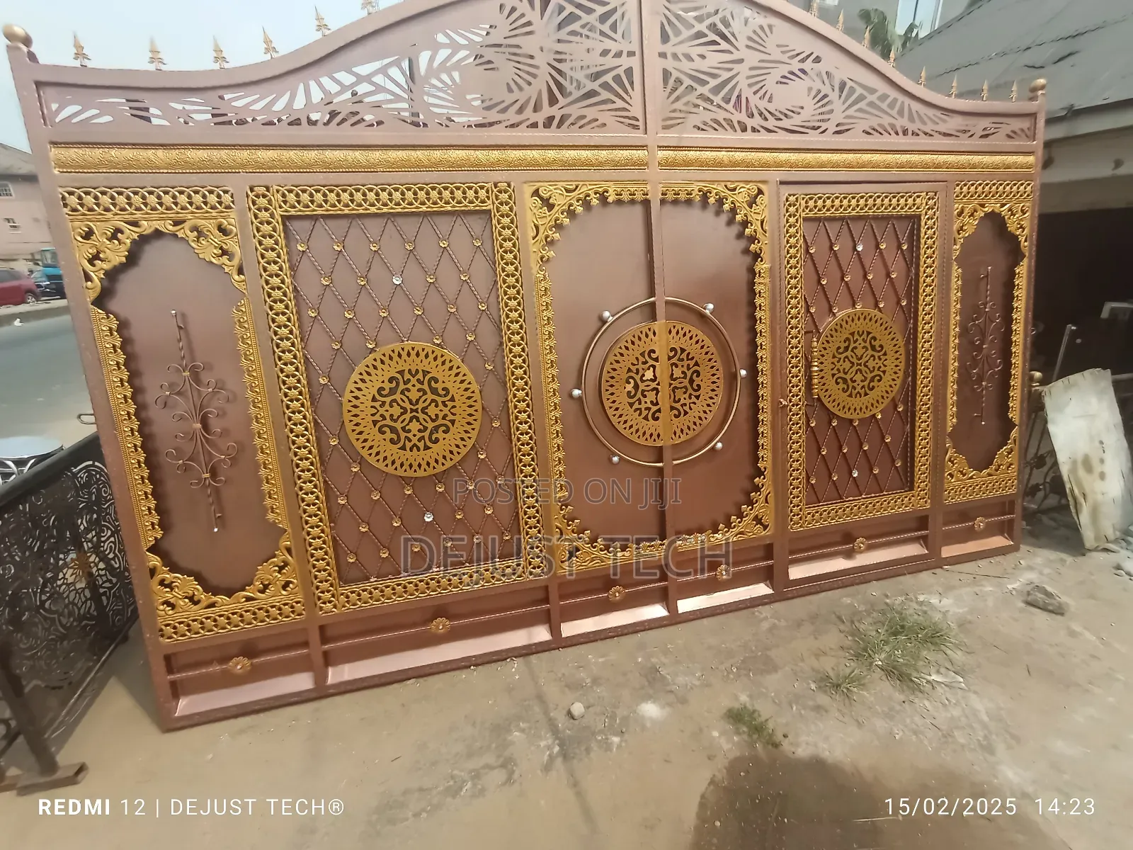 Luxury Styles Gate