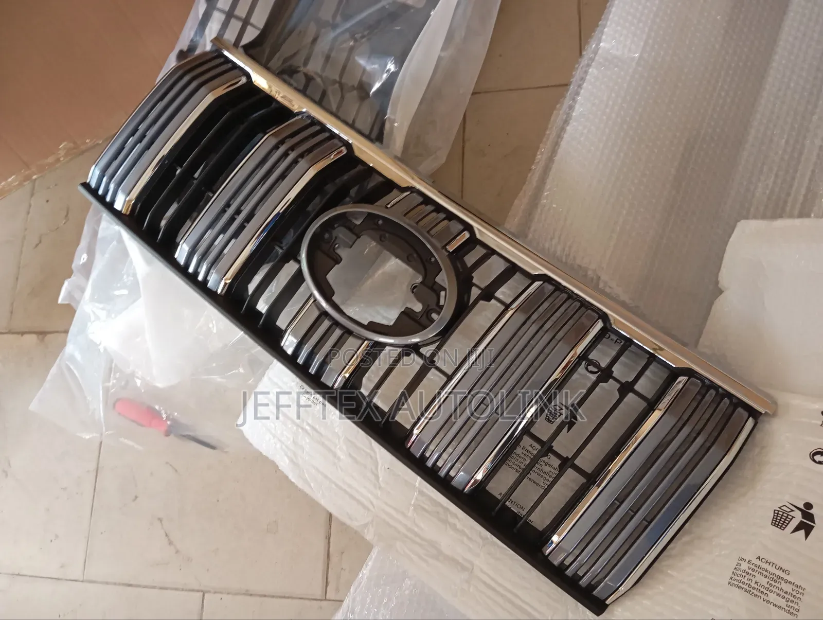 Front Grille for Toyota Land Cruiser Prado 2020 Normal One