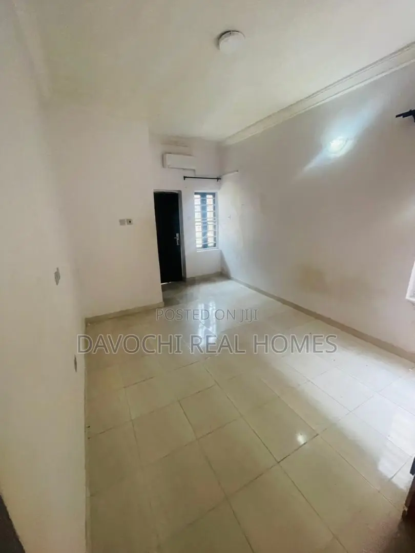 2bdrm Apartment in Ikota, Lekki for rent