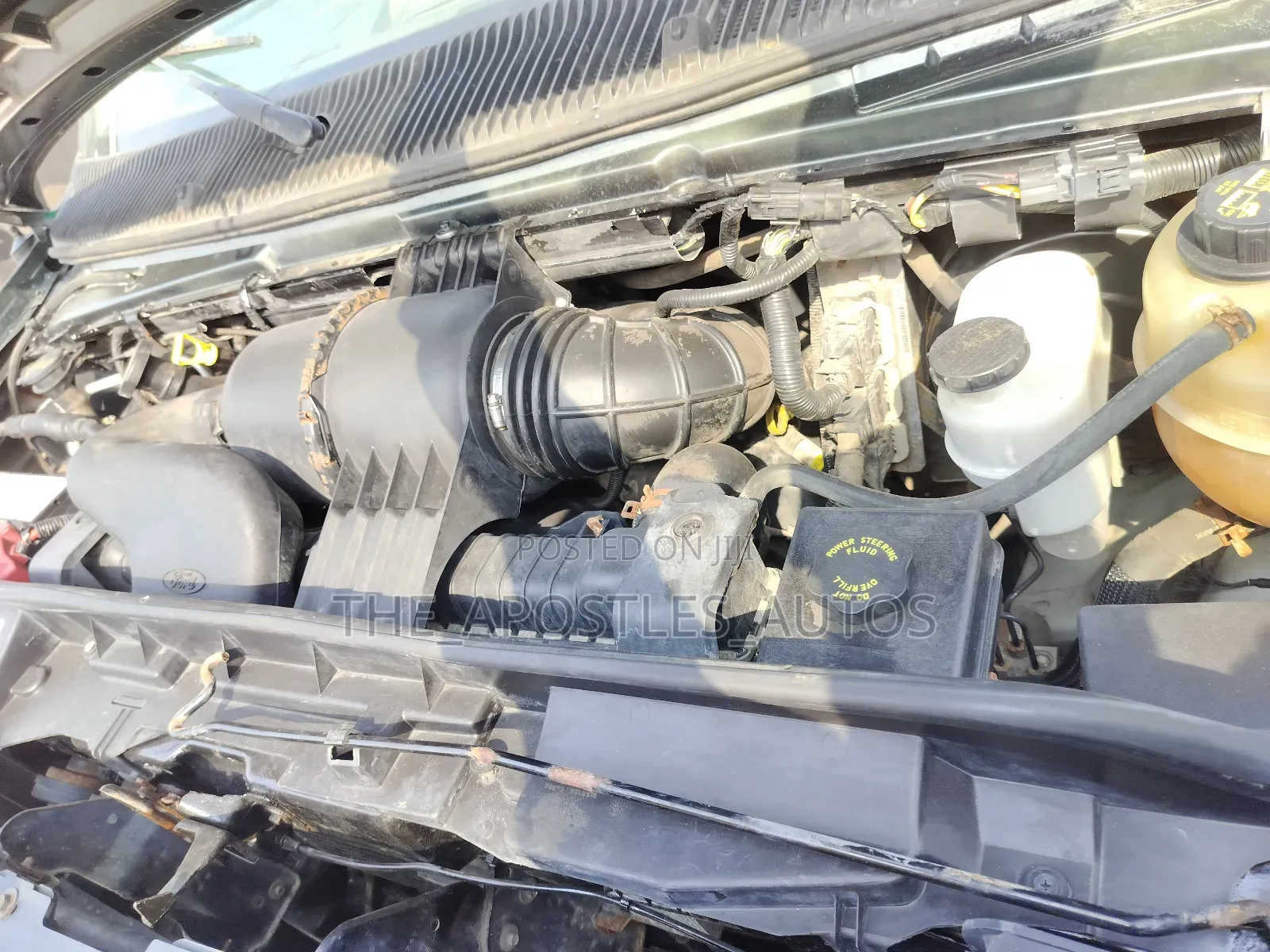 Ford E250 2010 Green