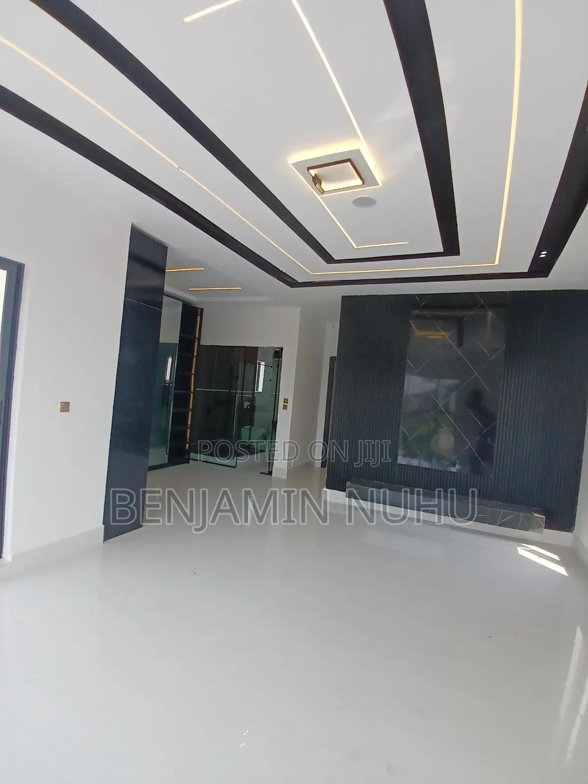 5bdrm Duplex in Oakland Estate, Ajah for sale