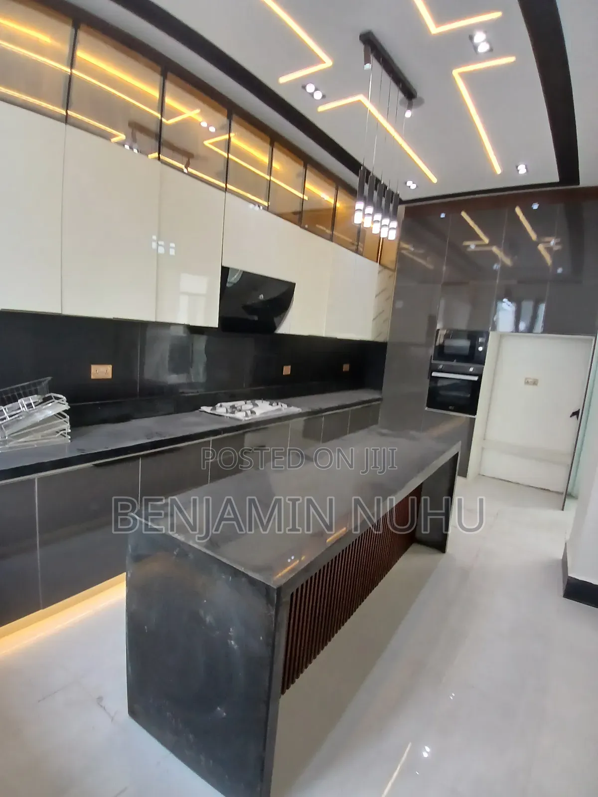 5bdrm Duplex in Oakland Estate, Ajah for sale
