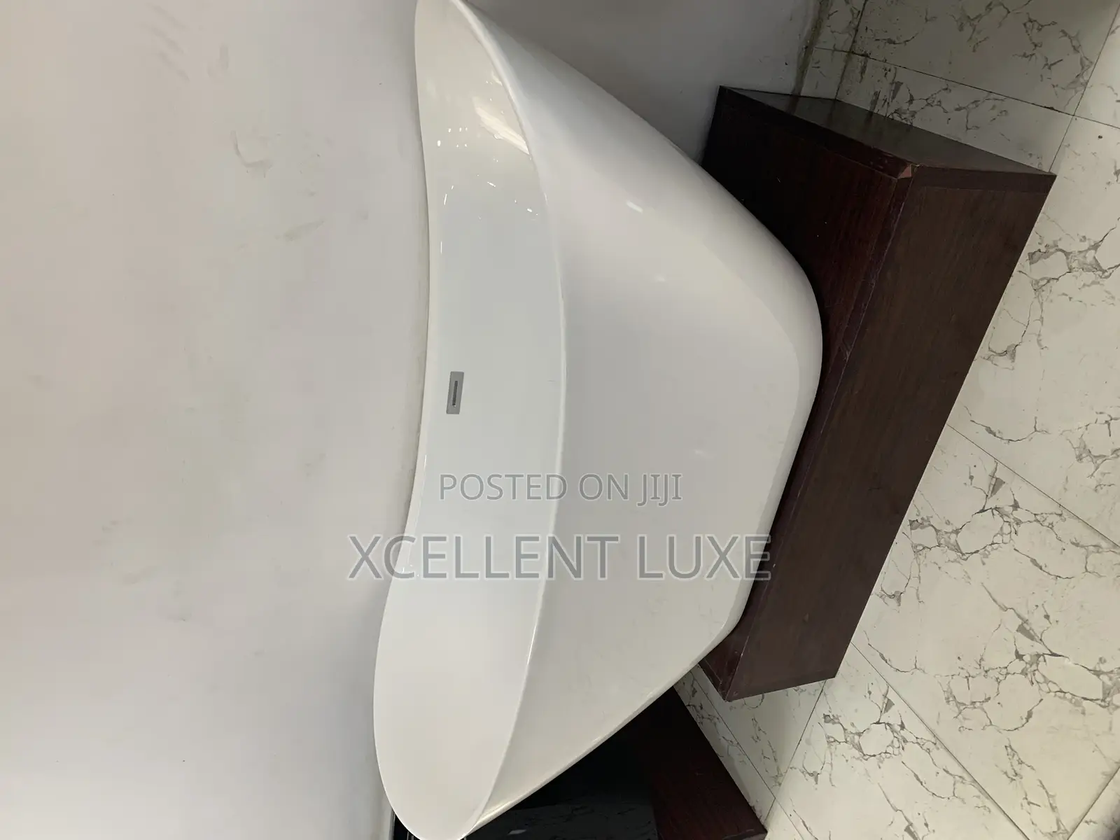 Free Standing Bathtub