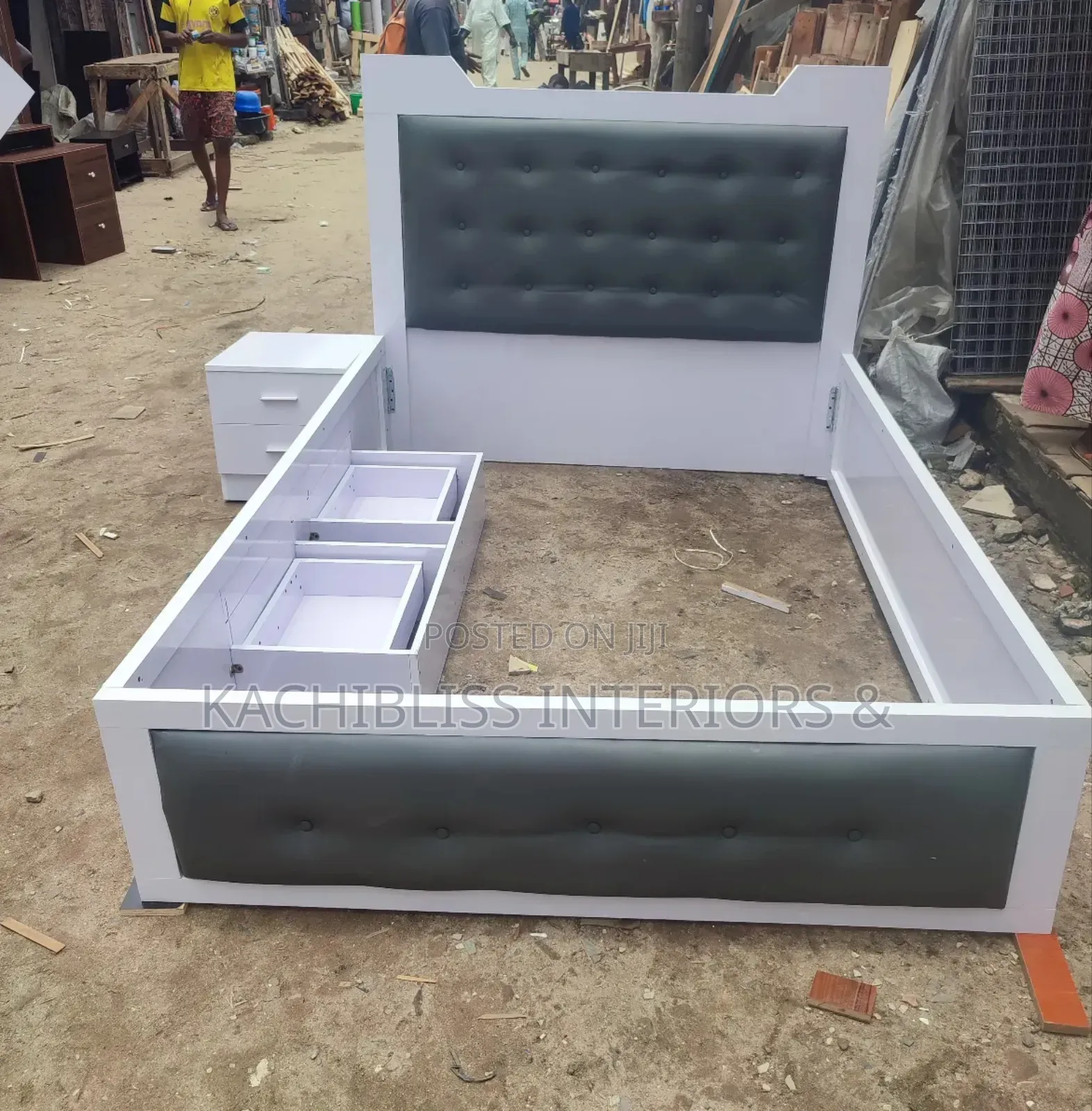 Unique 41/2 by 6ft Modern Bedframe