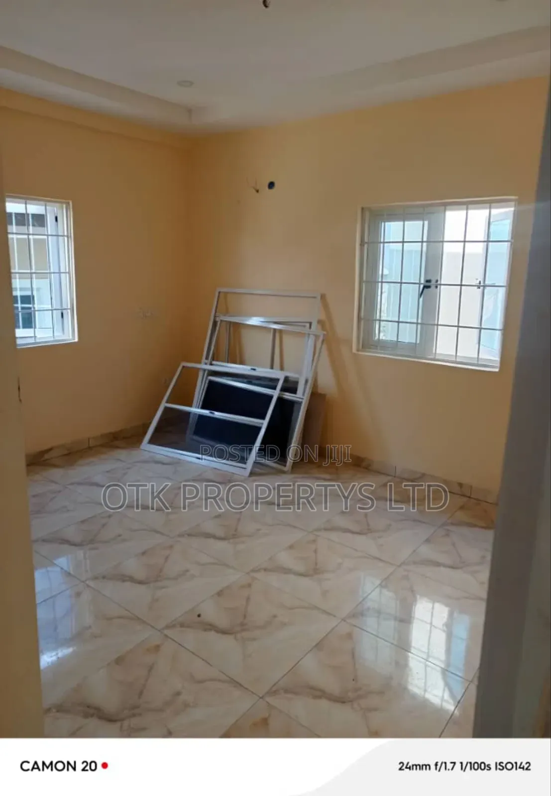2bdrm Block of Flats in Sangwari Layout, Kubwa for rent