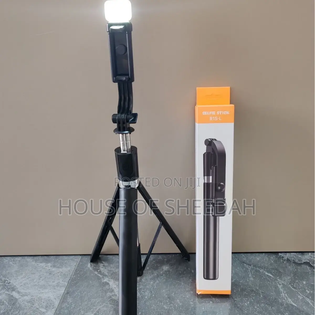 Mobile Phone Selfie Stick Bluetooth Tripod 1.7m With Light