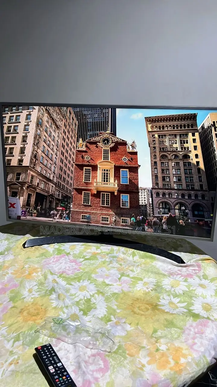 Samsung 43 Inches Smart Tv
