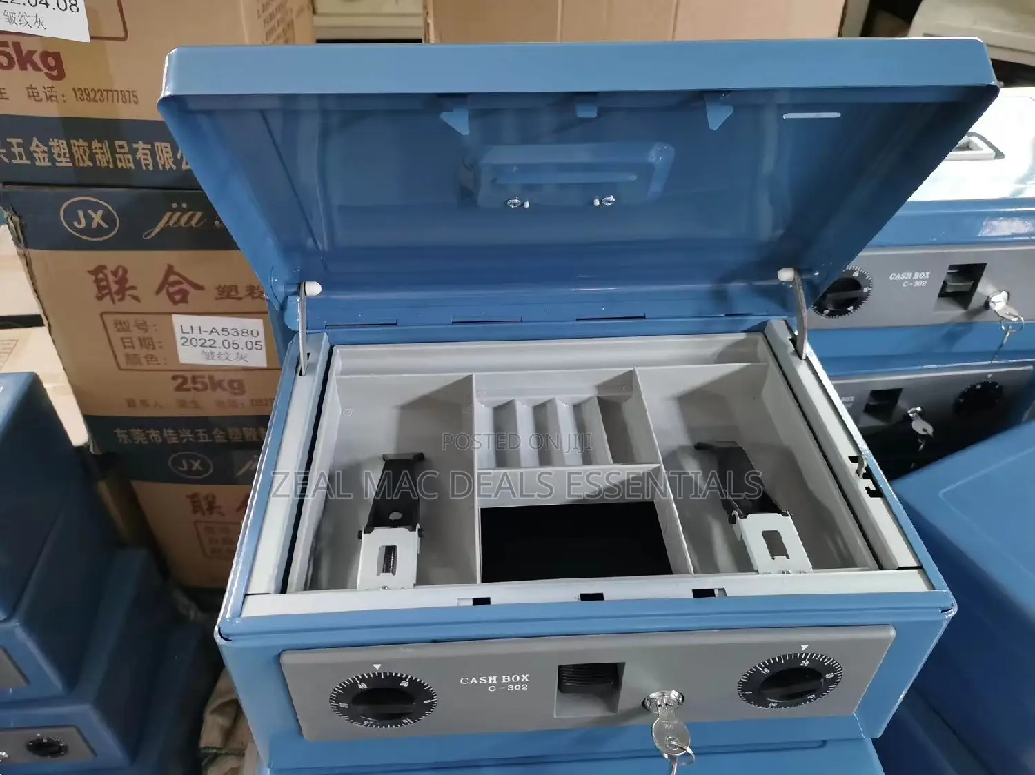 Bank Cash Box