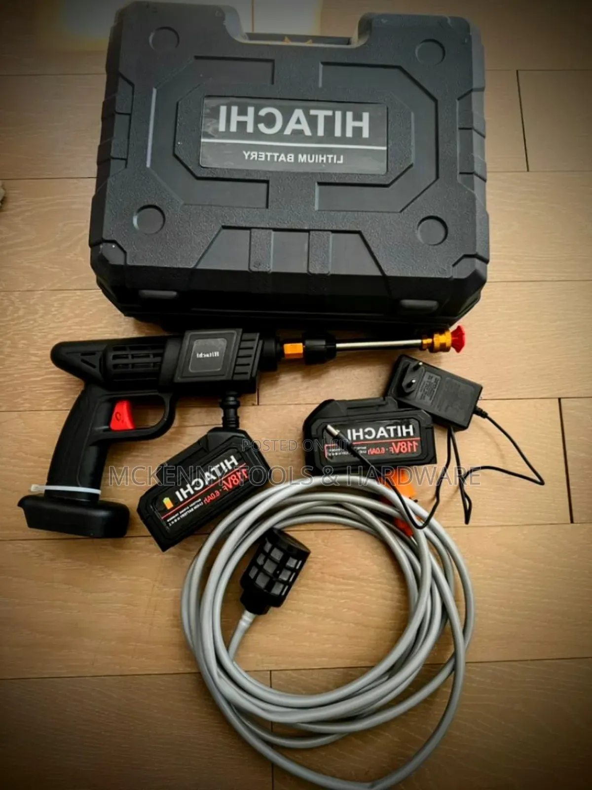 Hitachi Portable Rechargeable High Pressure Washer - 128v