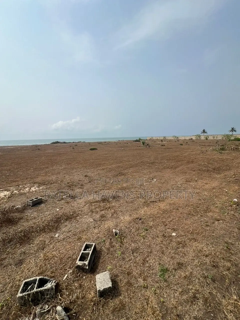 Beachfronts Land Directly Facing the Ocean