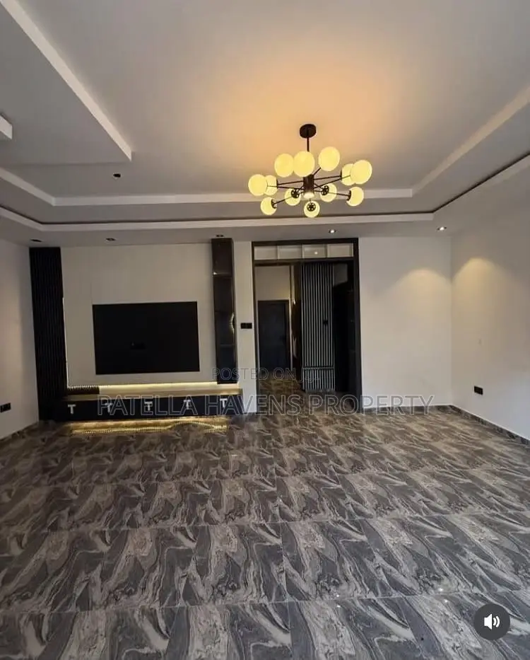 2bdrm Apartment in Lugbe District for sale