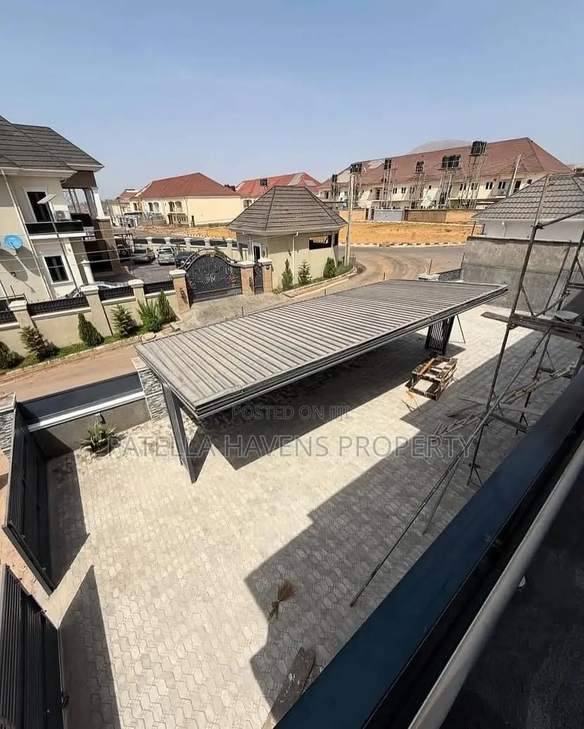 Amazingly Built Semi Detached Duplex in Asokoro