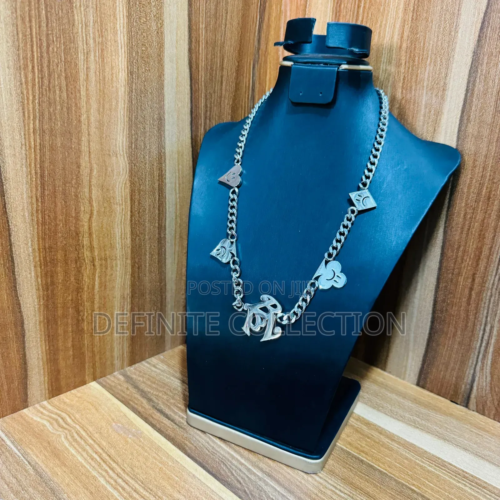 TOP GRADE Bead Necklace