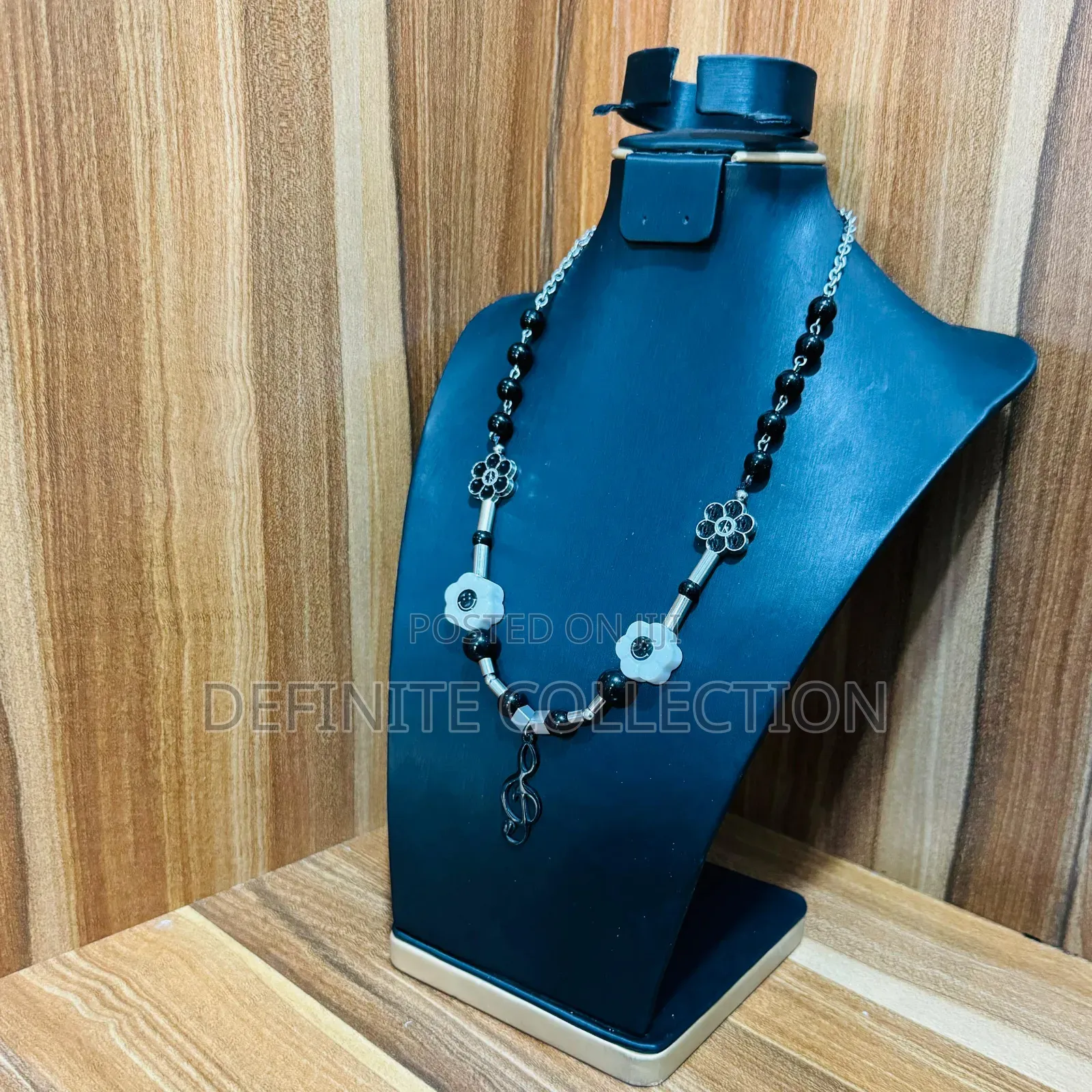 TOP GRADE Bead Necklace