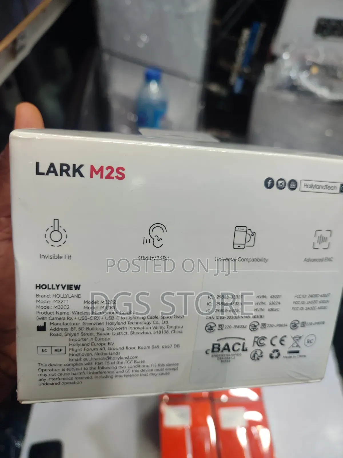 Hollyland Lark M2S Wireless Lavalier Microphone