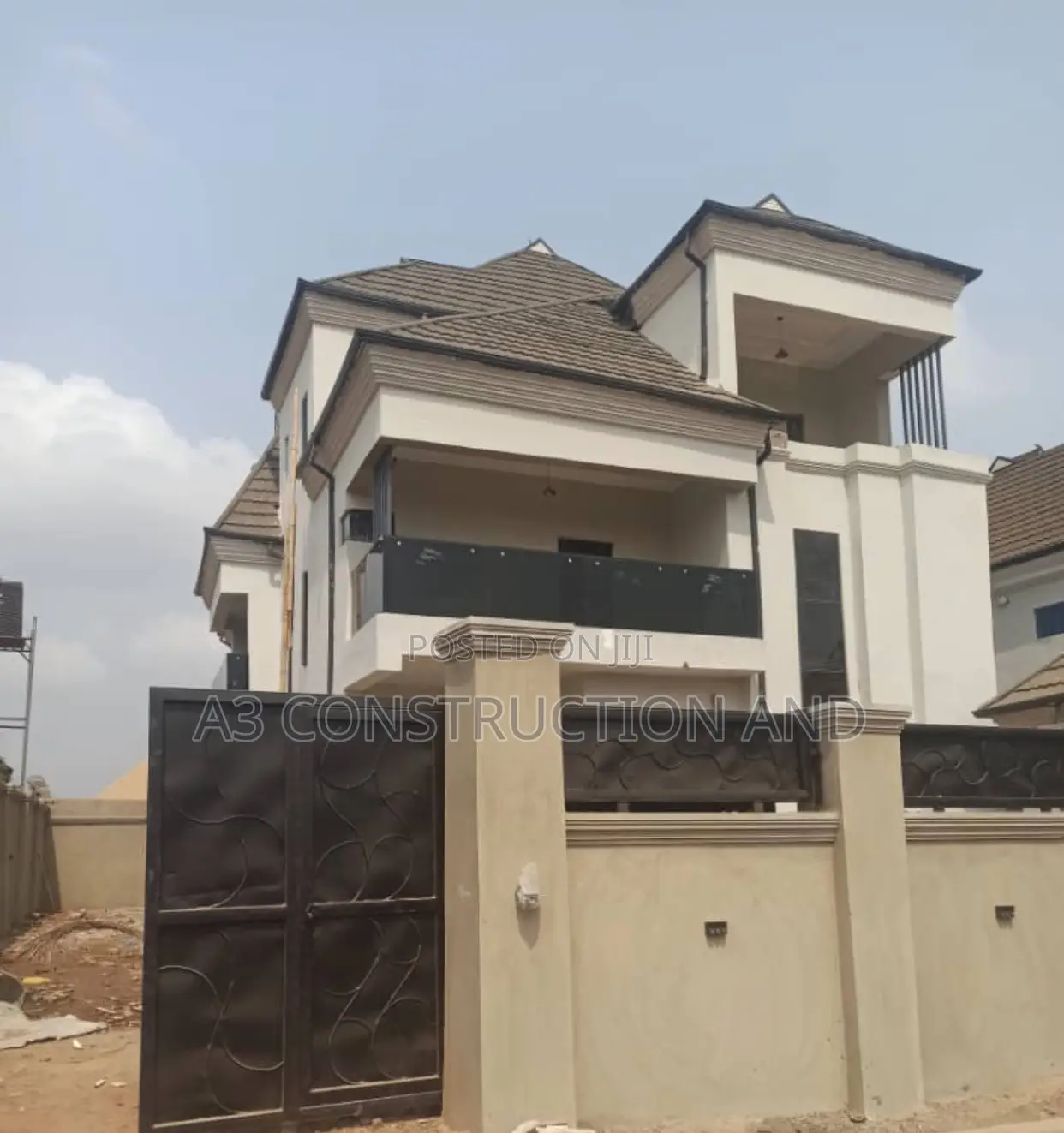 5bdrm Duplex in Okebadan Estate, Ibadan for sale