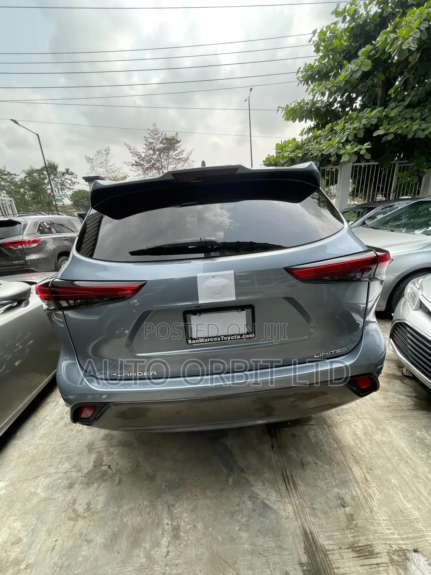 Toyota Highlander Limited AWD 2020 Blue