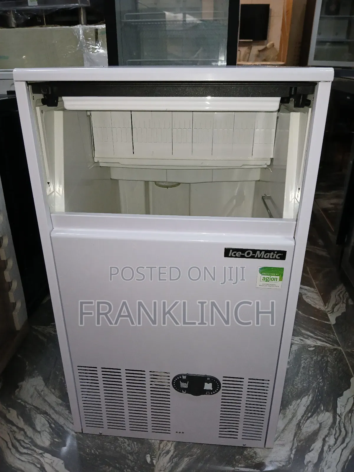 Ice-O-Matic (24 Big Cubes Ice Maker).