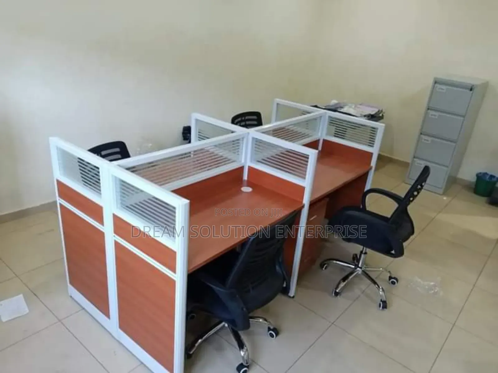 Worker Station