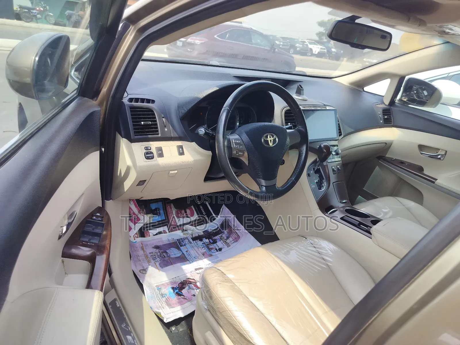 Toyota Venza V6 2012 Gold